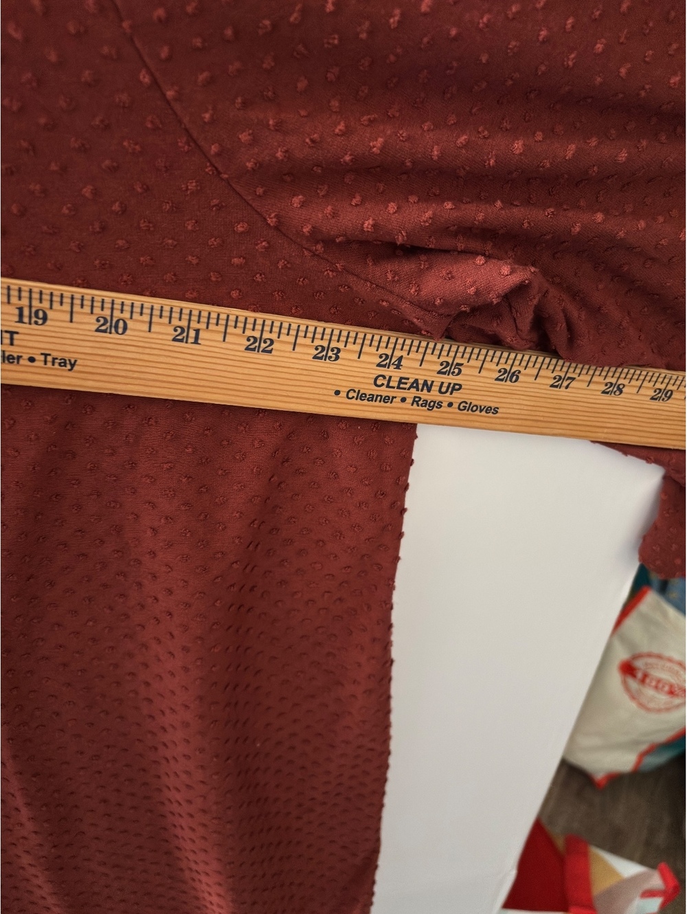 Rochelli Women's 2X Rust Textured 3/4 Sleeve Top with Decorative Cutouts - Picture 4 of 7